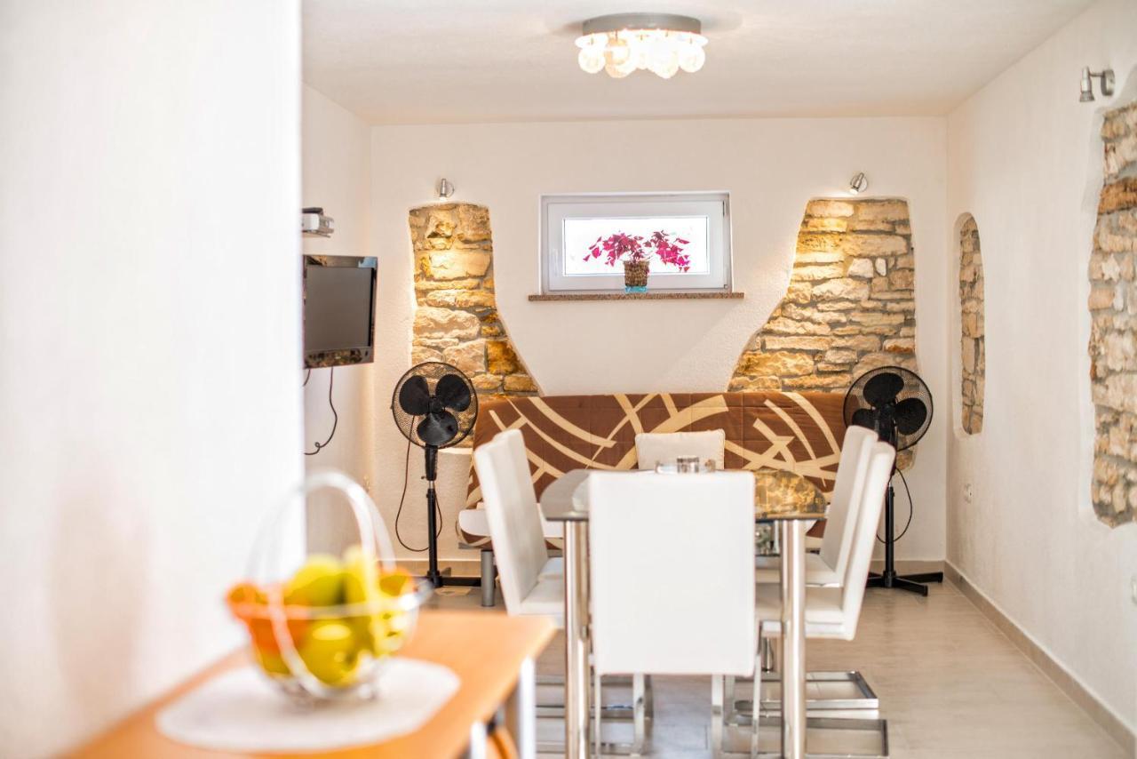 Apartments Salcinovic เมดูลิน ภายนอก รูปภาพ